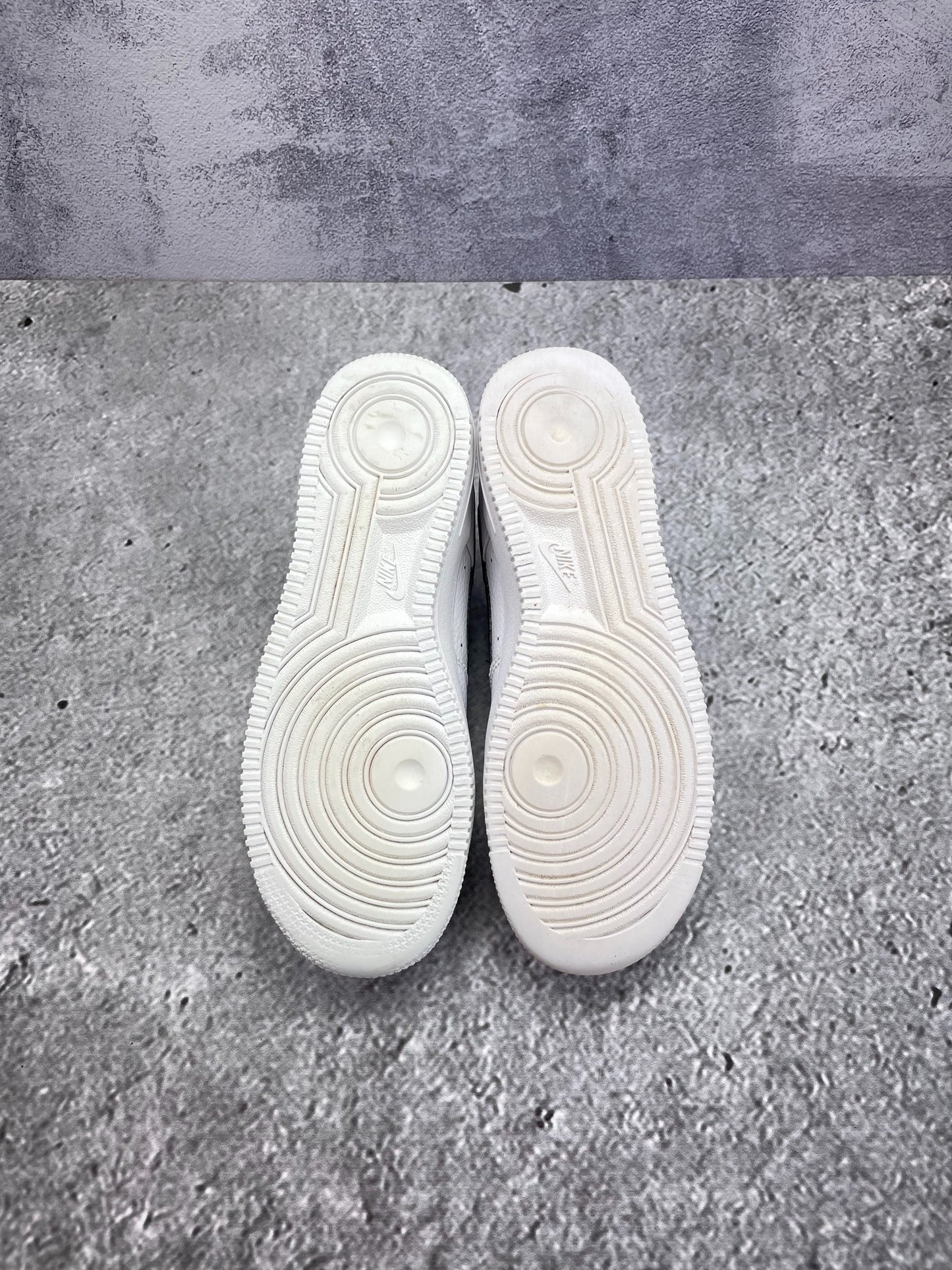 Nike Air Force 1 Low (39) - sneakilystore
