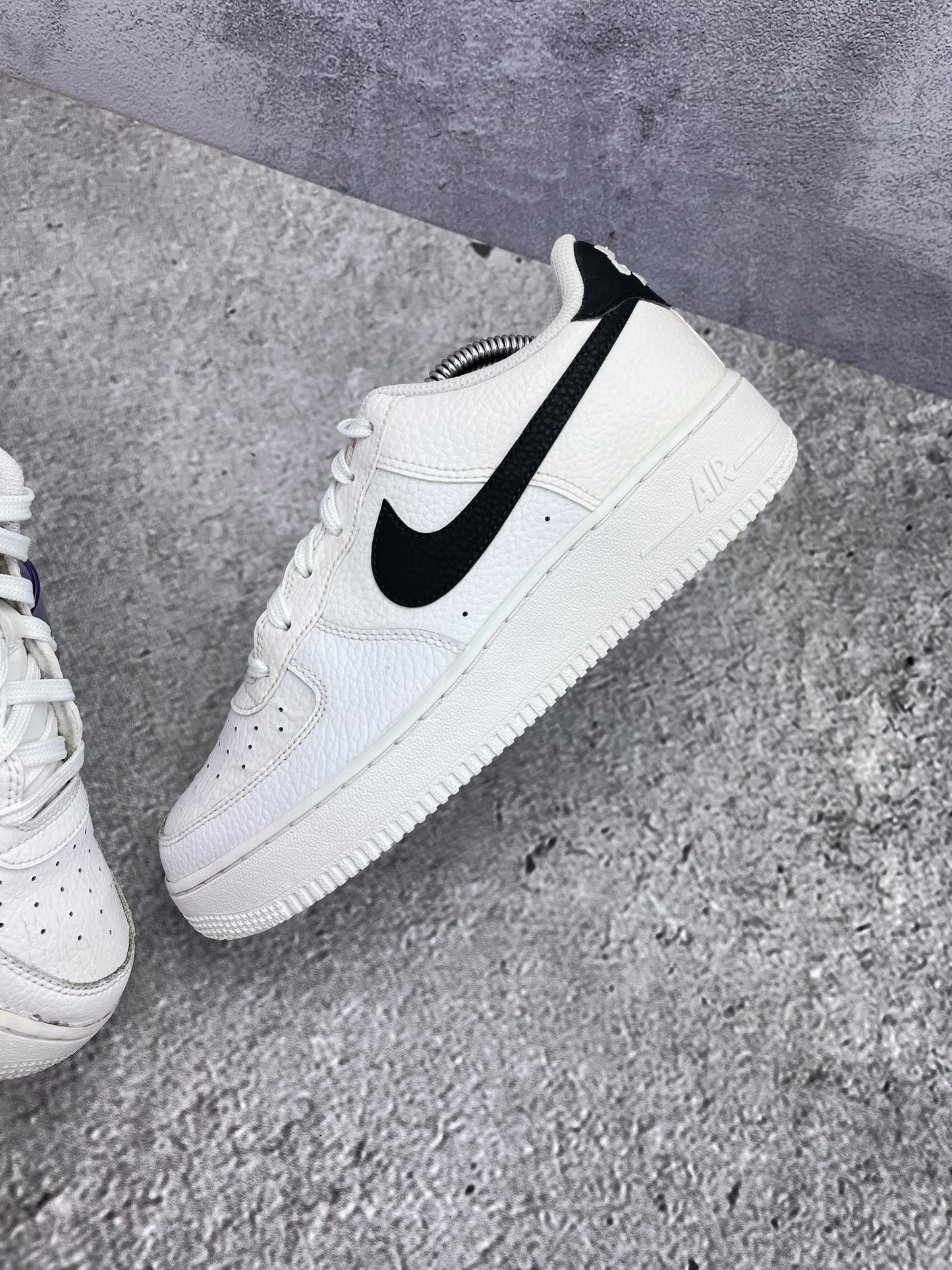 Nike Air Force 1 Low (39) - sneakilystore