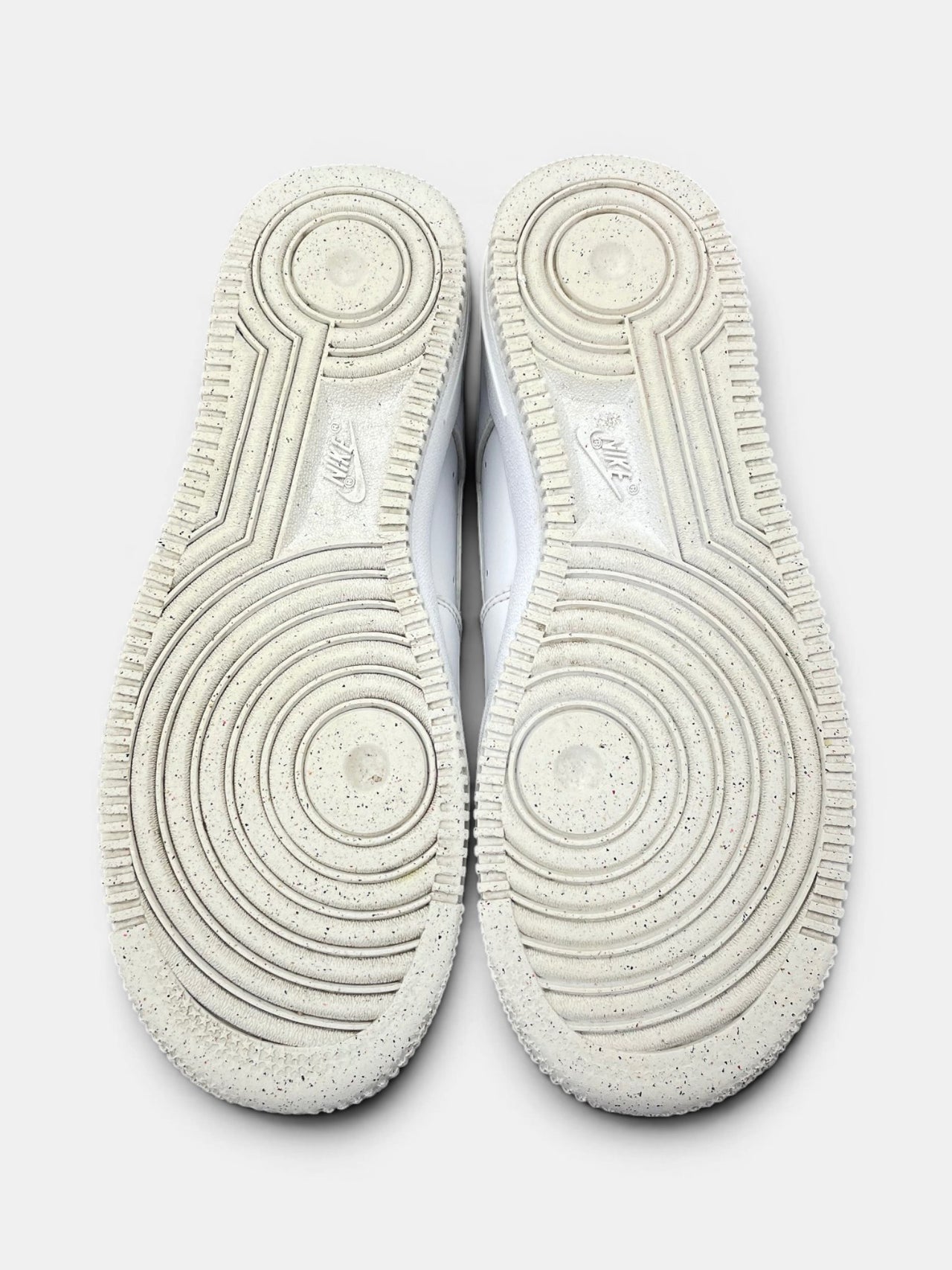 Nike Air Force 1 '07 Next Nature — buty sportowe damskie w bardzo dobrym stanie rozmiar 38.5, podeszwa