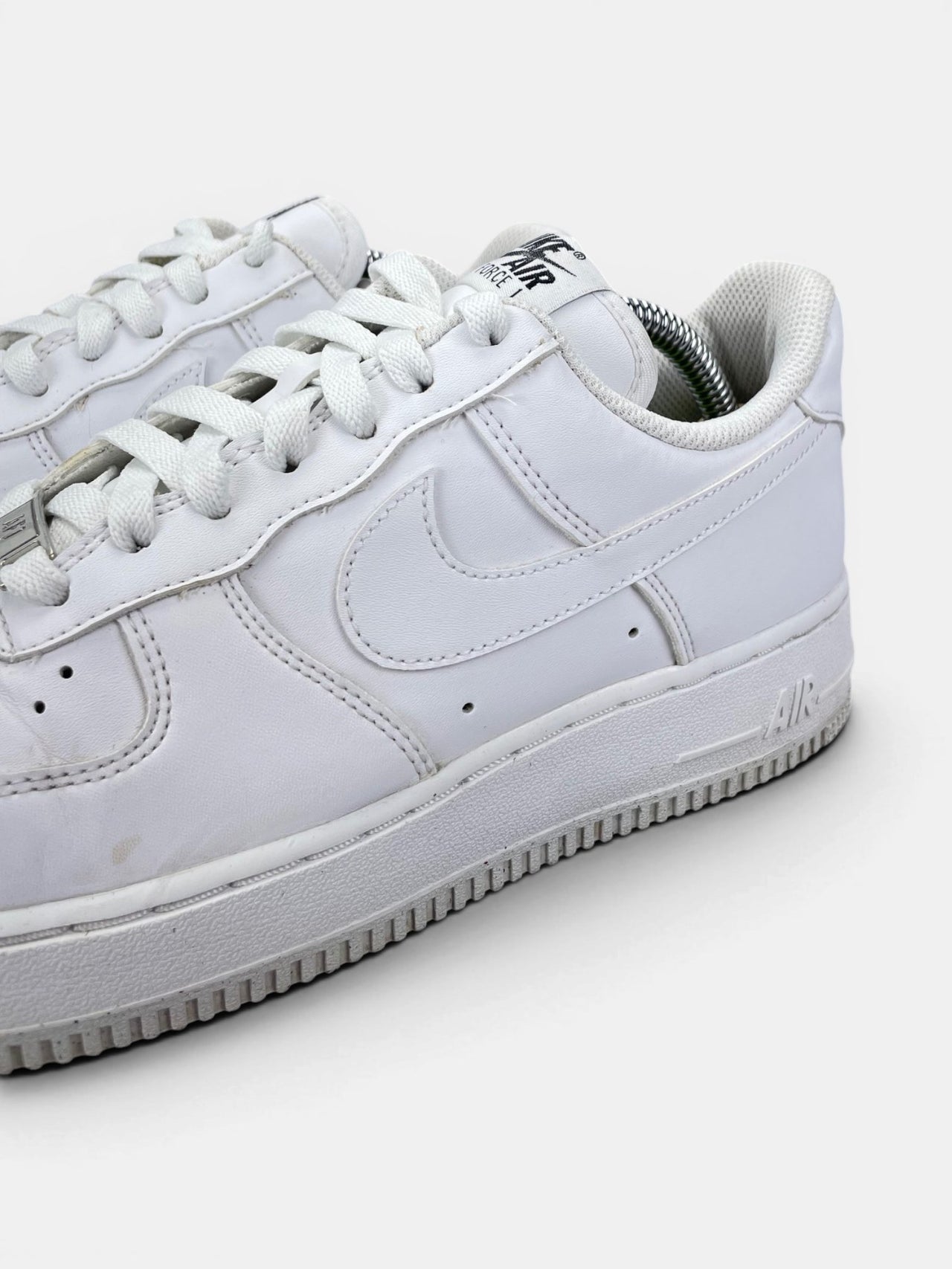 Nike Air Force 1 '07 Next Nature — buty sportowe damskie w bardzo dobrym stanie rozmiar 38.5, opcjonalne zdjęcie 1