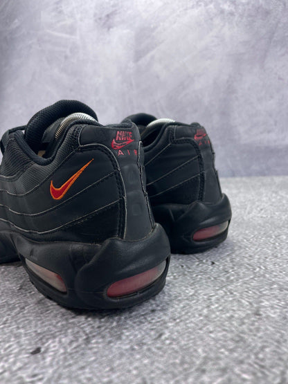 Nike Air Max 95 Black Red Orange — buty sportowe męskie w bardzo dobrym stanie rozmiar 42.5, podeszwa