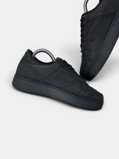 Replay Sneakers — buty sportowe damskie w bardzo dobrym stanie rozmiar 36, wewnętrzny panel prawego buta