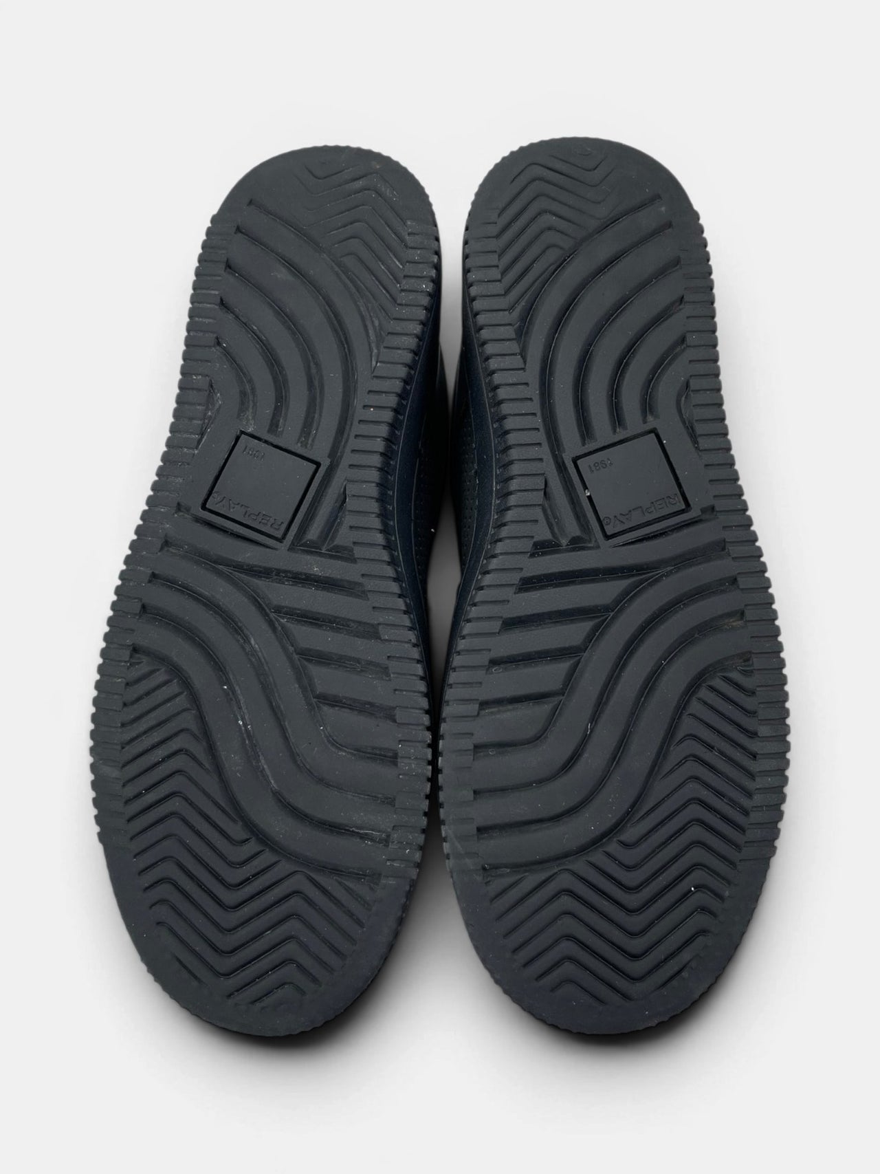 Replay Sneakers — buty sportowe damskie w bardzo dobrym stanie rozmiar 36, podeszwa