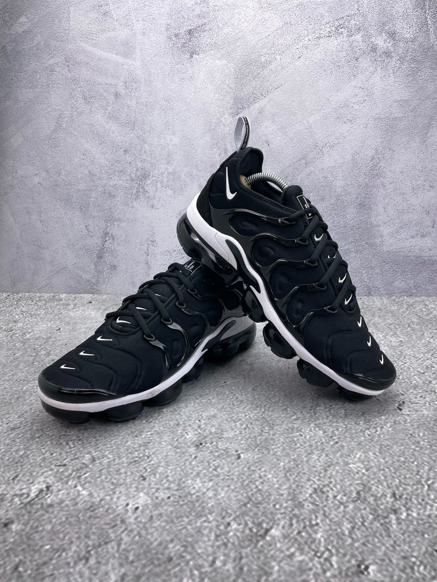 Nike Air Vapormax Plus (43) - sneakilystore