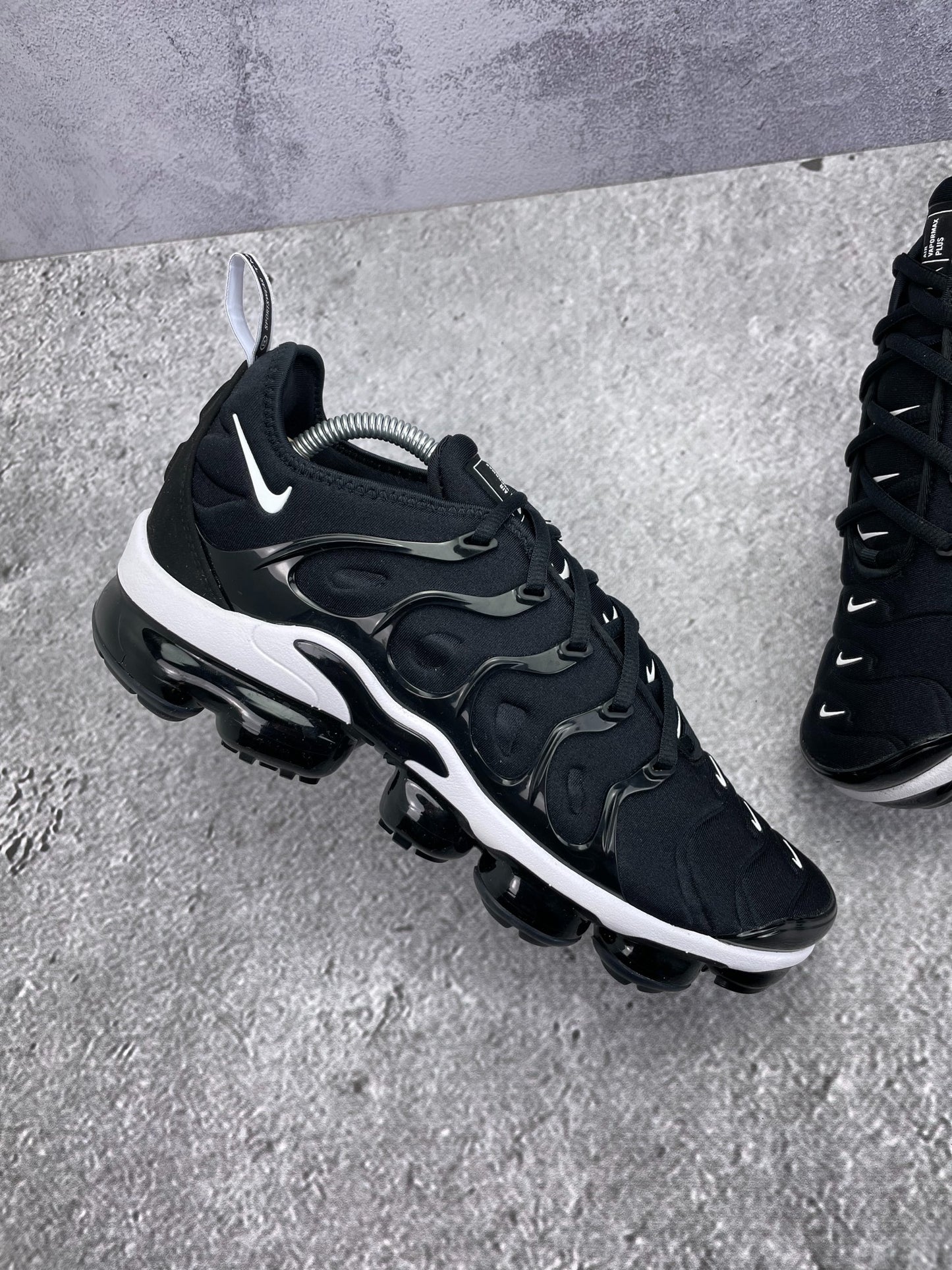 Nike Air Vapormax Plus (43) - sneakilystore