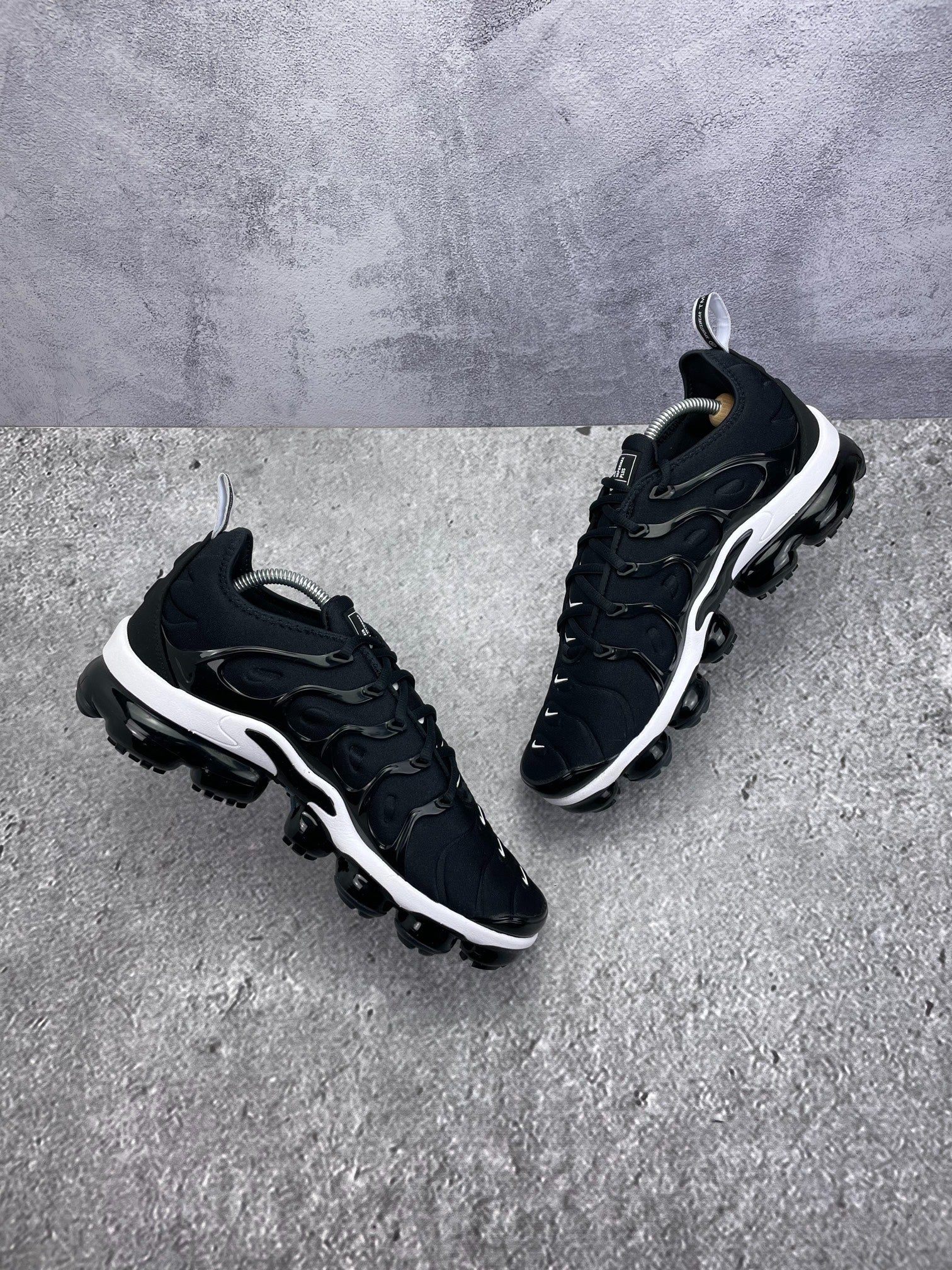Nike Air Vapormax Plus (43) - sneakilystore