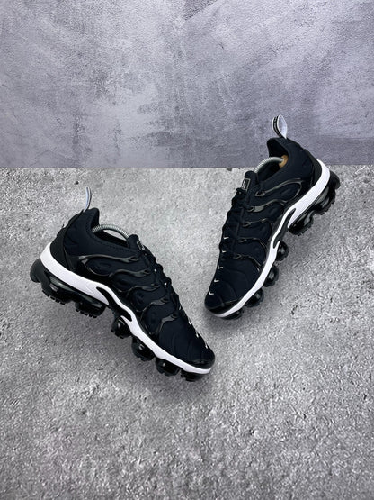Nike Air Vapormax Plus (43) - sneakilystore