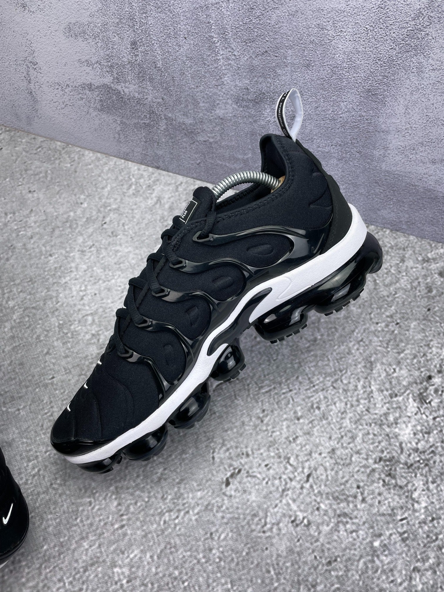 Nike Air Vapormax Plus (43) - sneakilystore