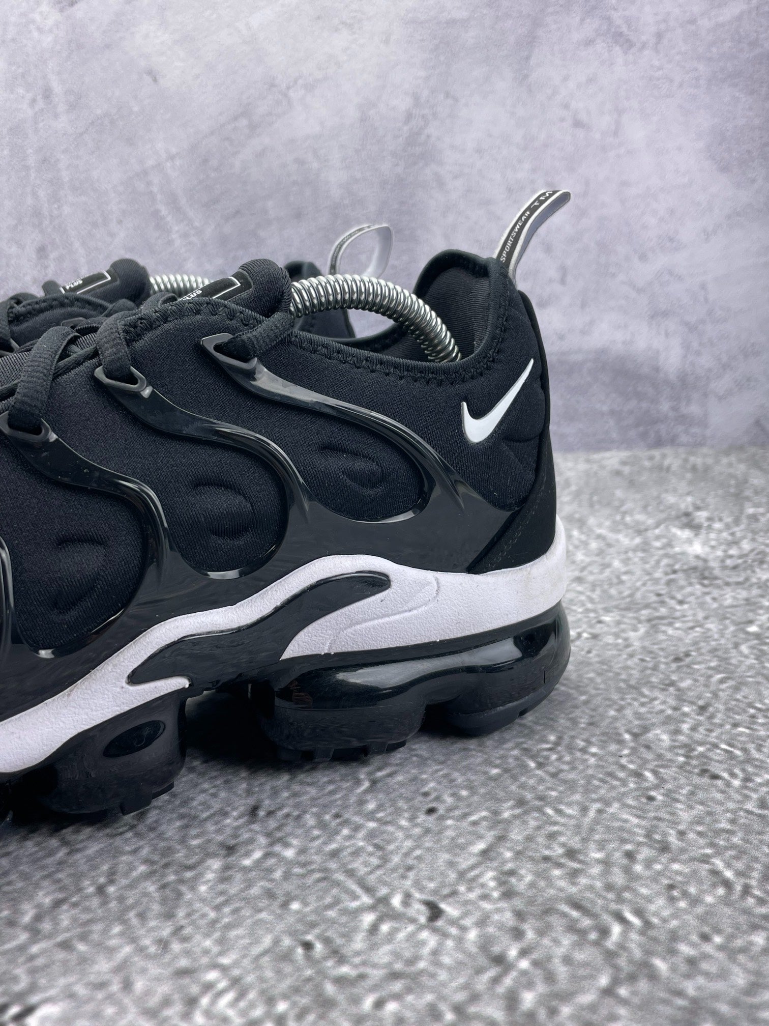 Nike Air Vapormax Plus (43) - sneakilystore