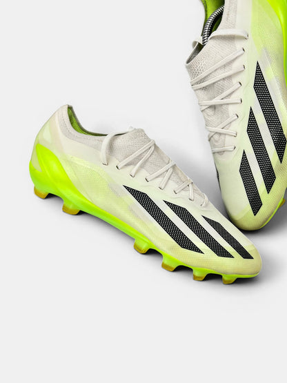 Adidas Crazyfast AG Crazyrush Pack — buty sportowe męskie w dobrym stanie rozmiar 42, zewnętrzny panel prawego buta