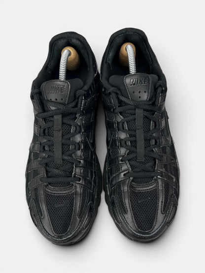 Nike P-6000 Black — buty sportowe męskie w bardzo dobrym stanie rozmiar 43, widok z góry