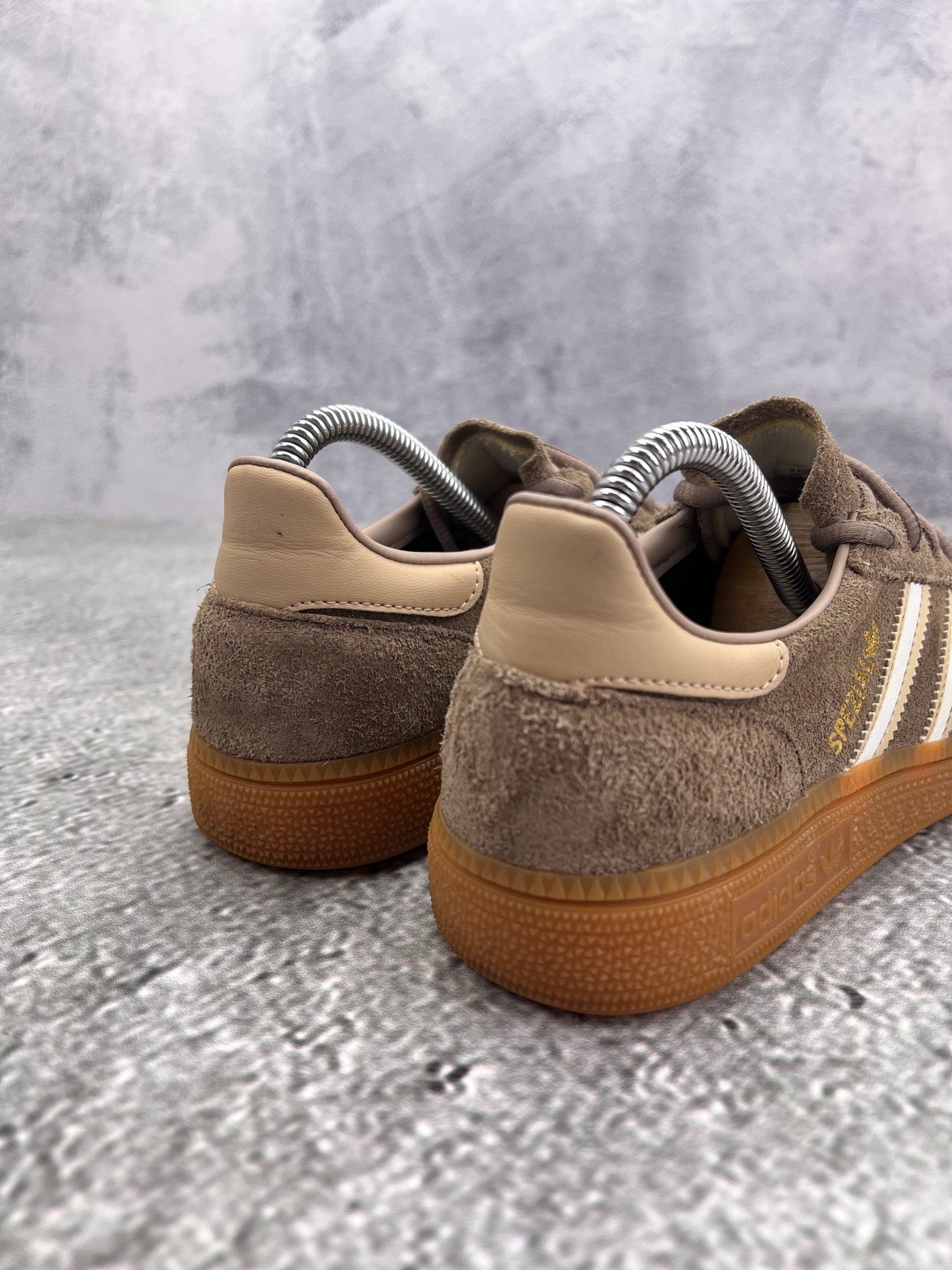 Adidas Spezial (37 1/3) - sneakilystore