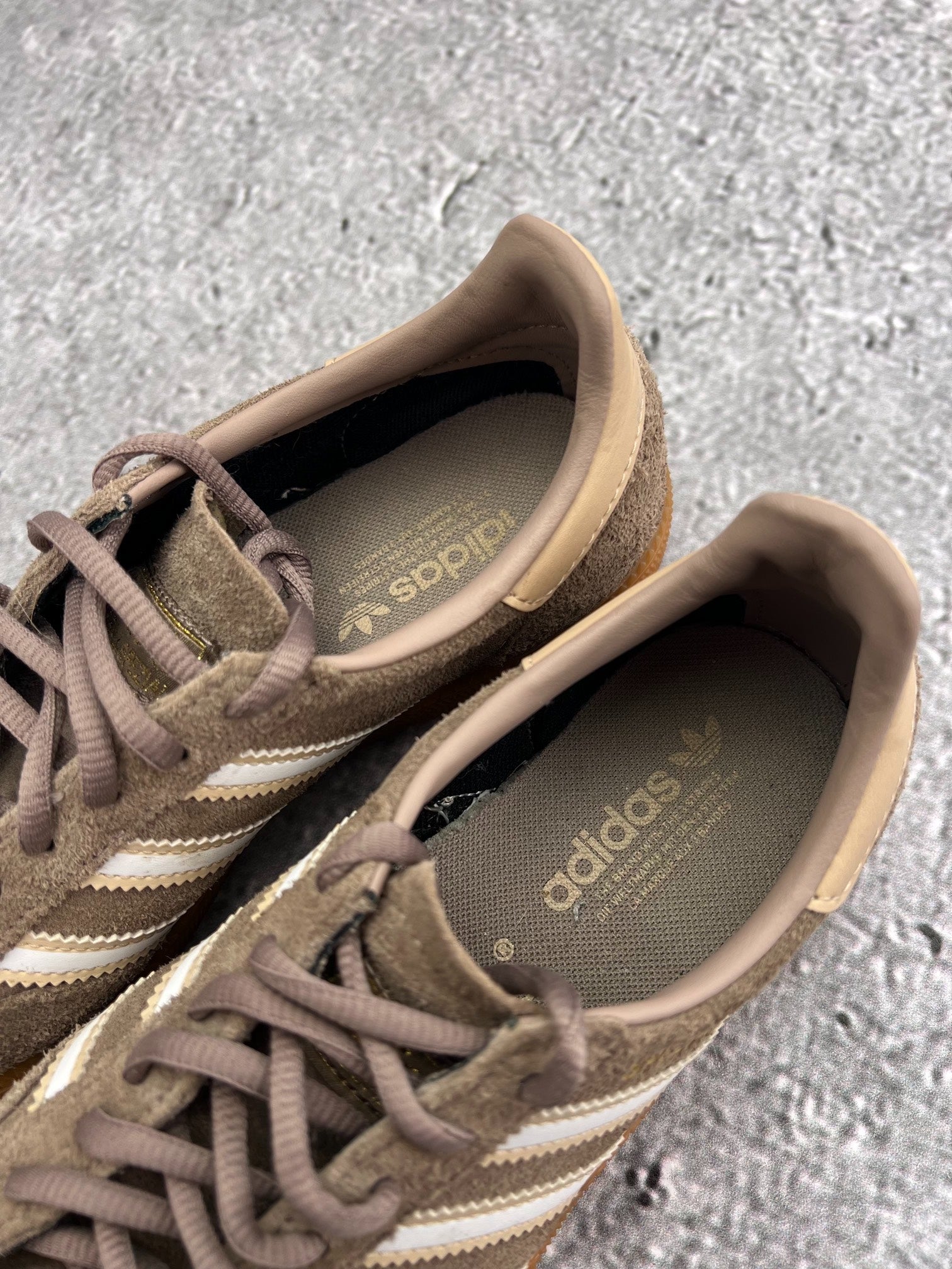 Adidas Spezial (37 1/3) - sneakilystore