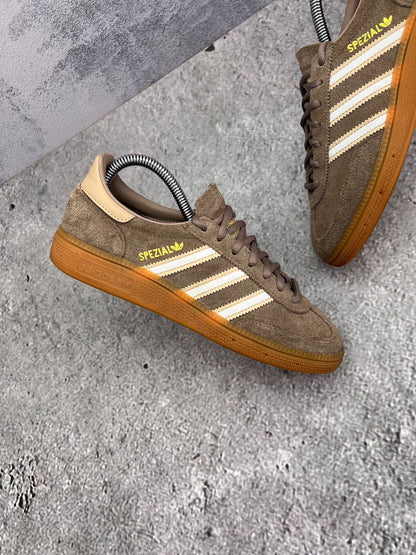 Adidas Spezial (37 1/3) - sneakilystore