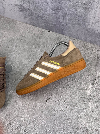 Adidas Spezial (37 1/3) - sneakilystore