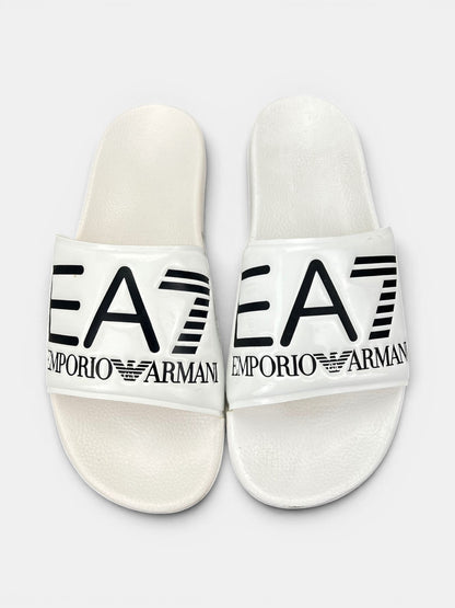 Emporio Armani Klapki — klapki męskie w bardzo dobrym stanie rozmiar 44, boczny profil