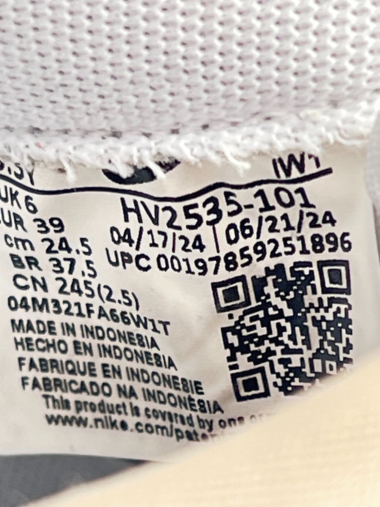 Nike Air Force 1 Low (39) - sneakilystore