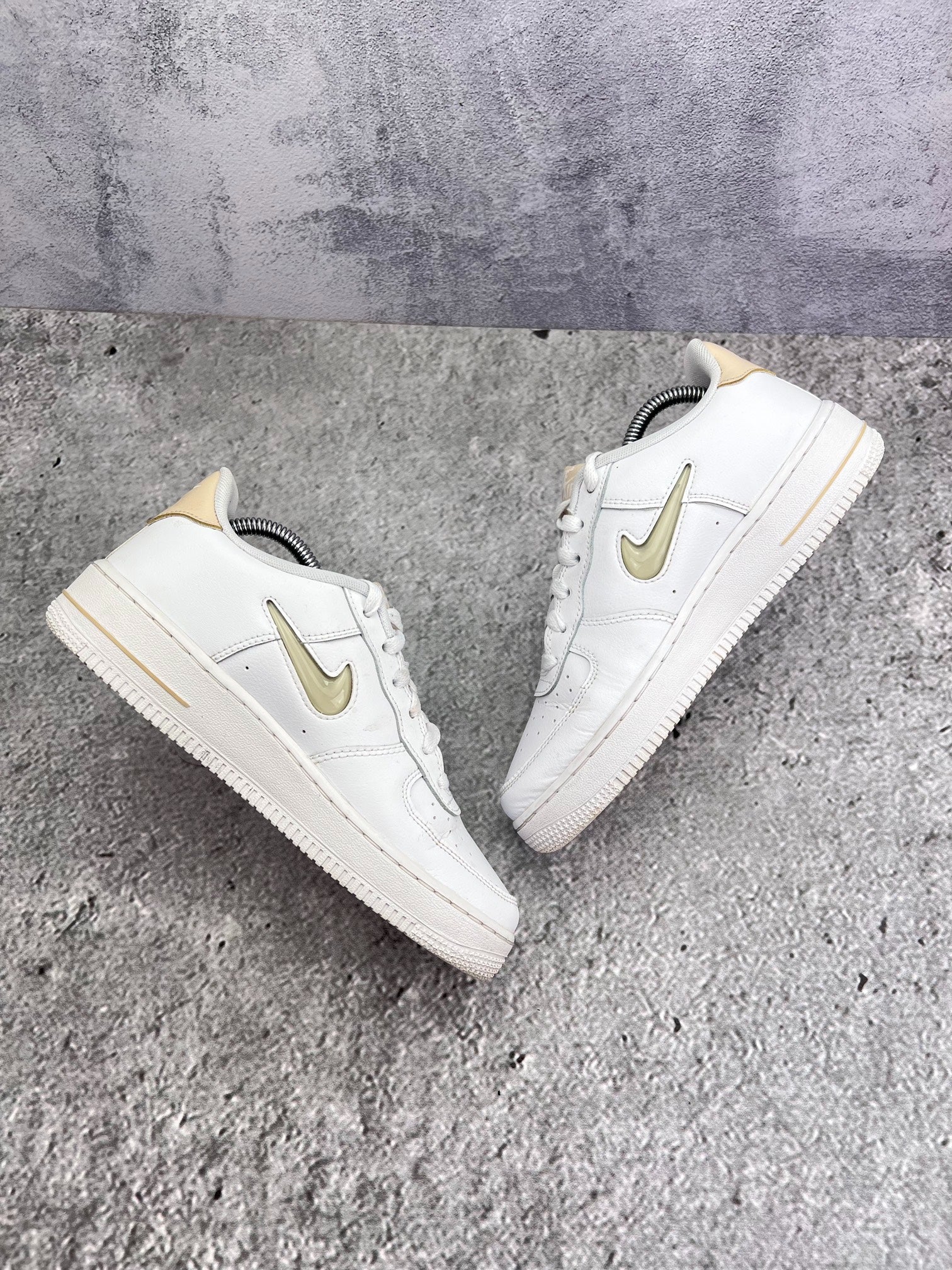 Nike Air Force 1 Low (39) - sneakilystore