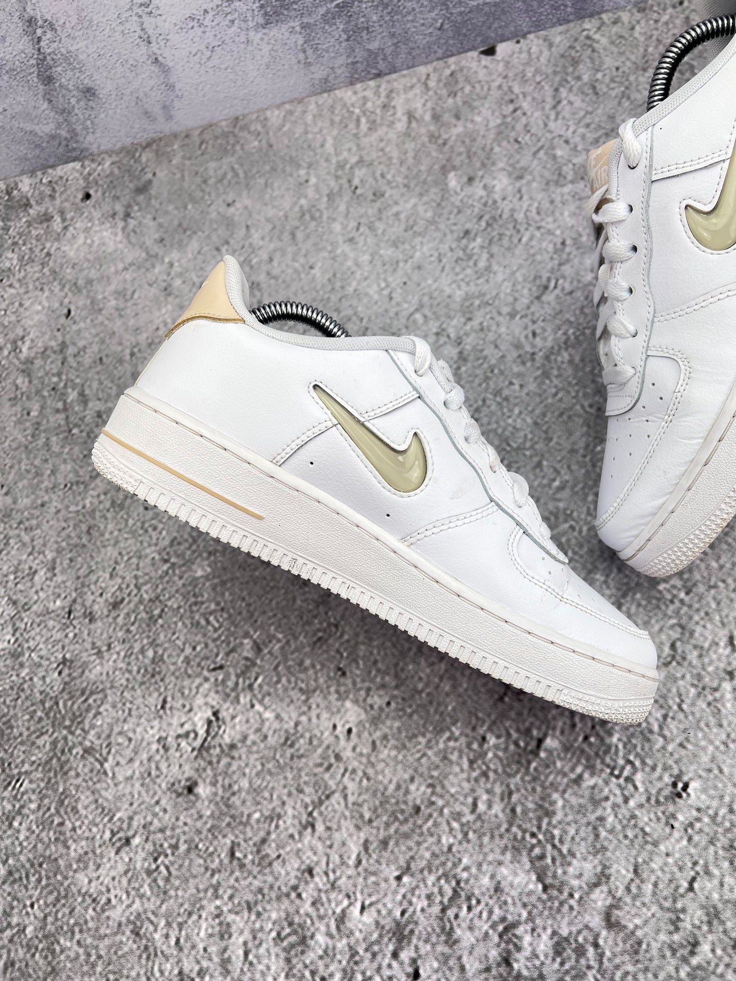 Nike Air Force 1 Low (39) - sneakilystore