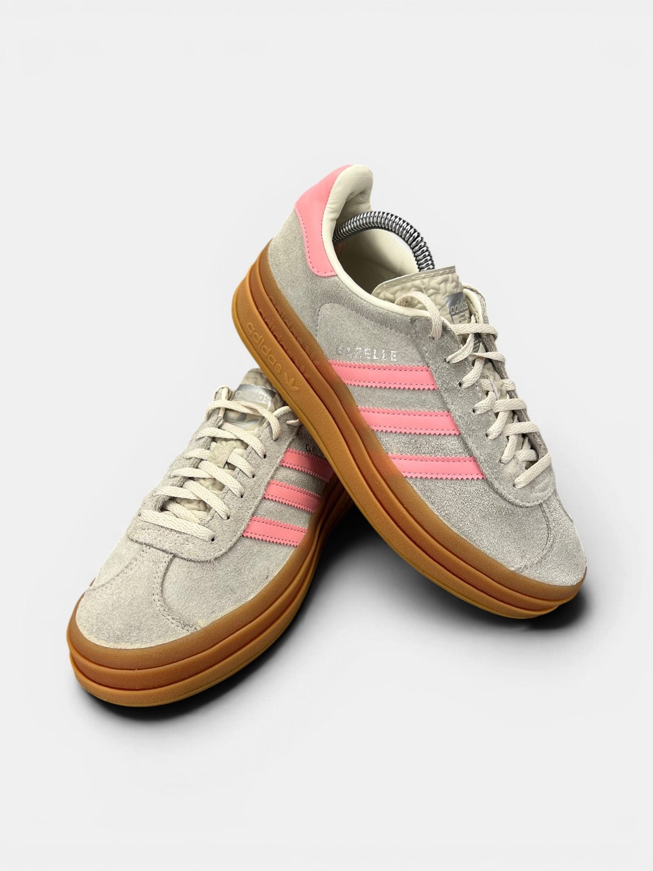 Adidas Gazelle Bold Beige Semi Pink Spark — buty sportowe damskie w bardzo dobrym stanie rozmiar 38 2/3, boczny profil