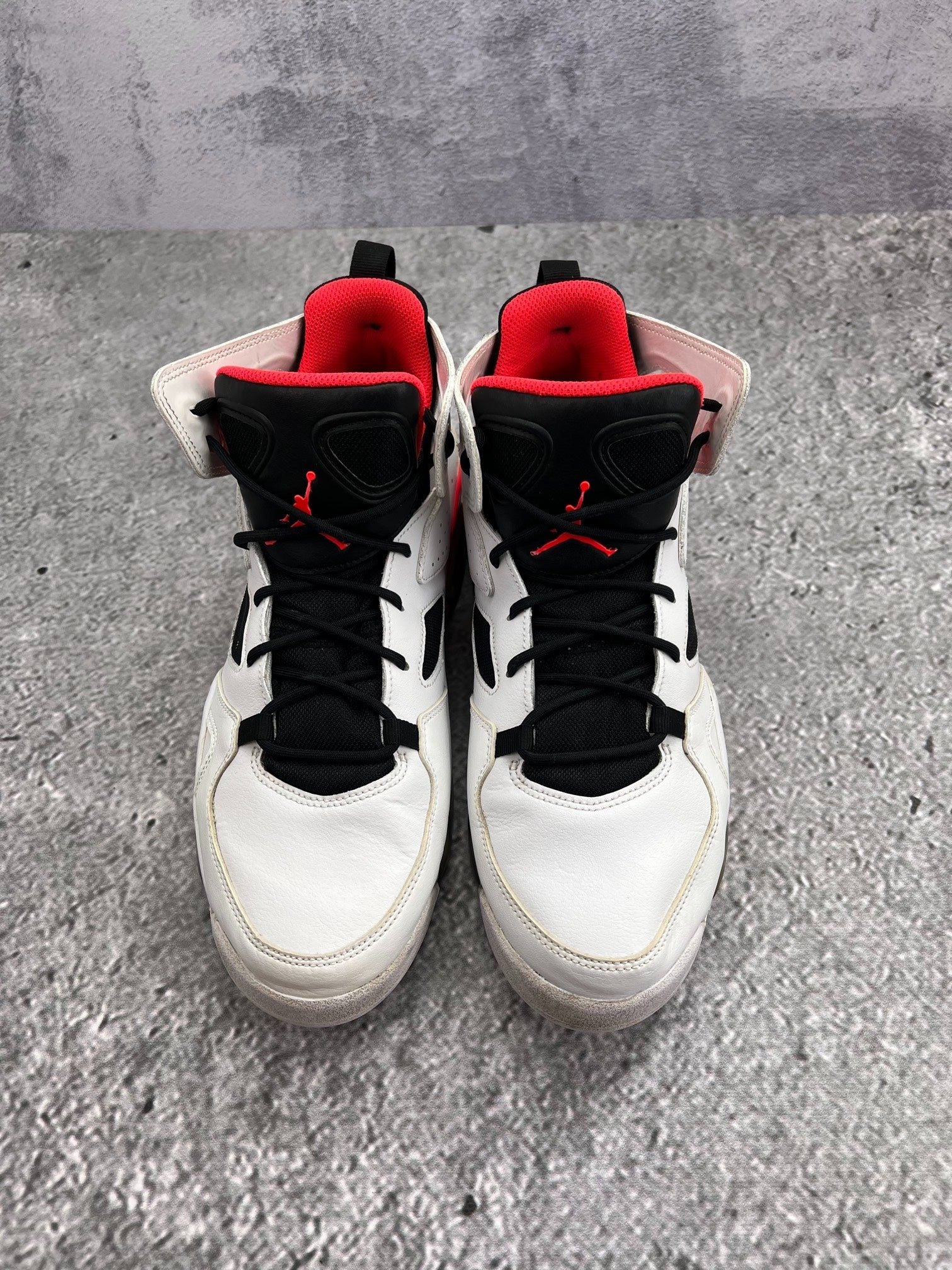 Nike Jordan Flight Club '91 White Infrared — buty sportowe męskie w bardzo dobrym stanie rozmiar 44, widok z góry
