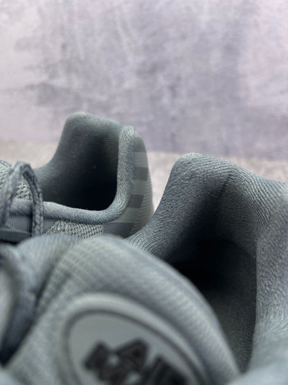 Nike Air Max 95 Ultra Caution Strip — buty sportowe męskie w bardzo dobrym stanie rozmiar 46, zapiętki butów
