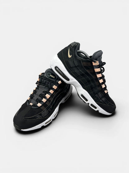 Nike Air Max 95 — buty sportowe męskie w bardzo dobrym stanie rozmiar 44, boczny profil