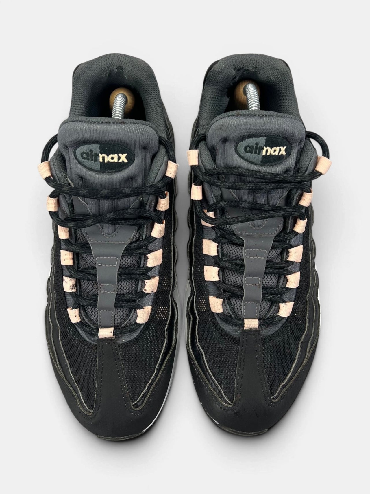 Nike Air Max 95 — buty sportowe męskie w bardzo dobrym stanie rozmiar 44, widok z góry
