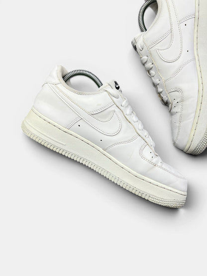 Nike Air Force 1 '07 Next Nature — buty sportowe damskie w bardzo dobrym stanie rozmiar 39, wewnętrzny panel lewego buta
