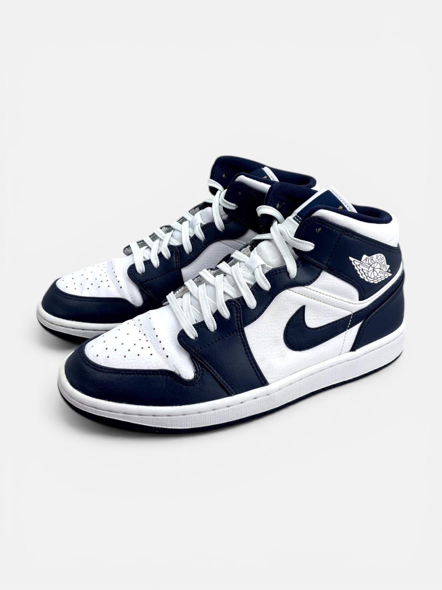 Jordan Air Jordan 1 Mid SE Obsidian - buty sportowe, widok z boku