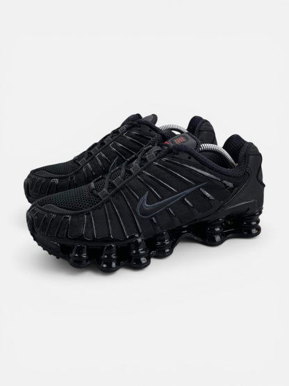 Nike Shox TL Black - buty sportowe, widok z boku