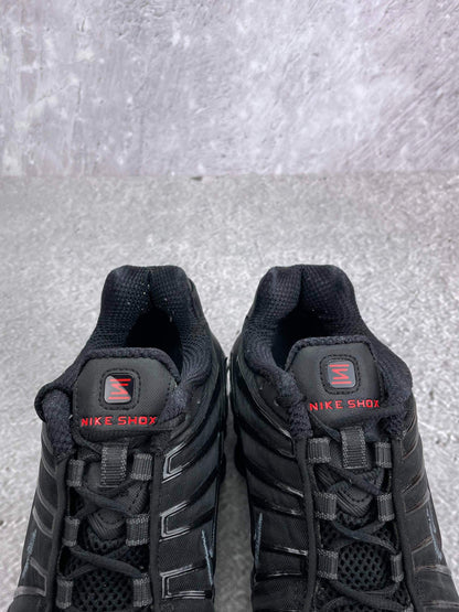 Nike Shox TL Black - buty sportowe, zapiętki butów