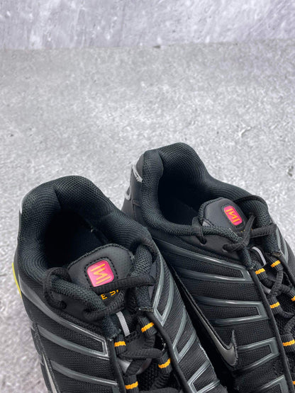 Nike Shox TL IF7119-001 - buty sportowe, zapiętki butów