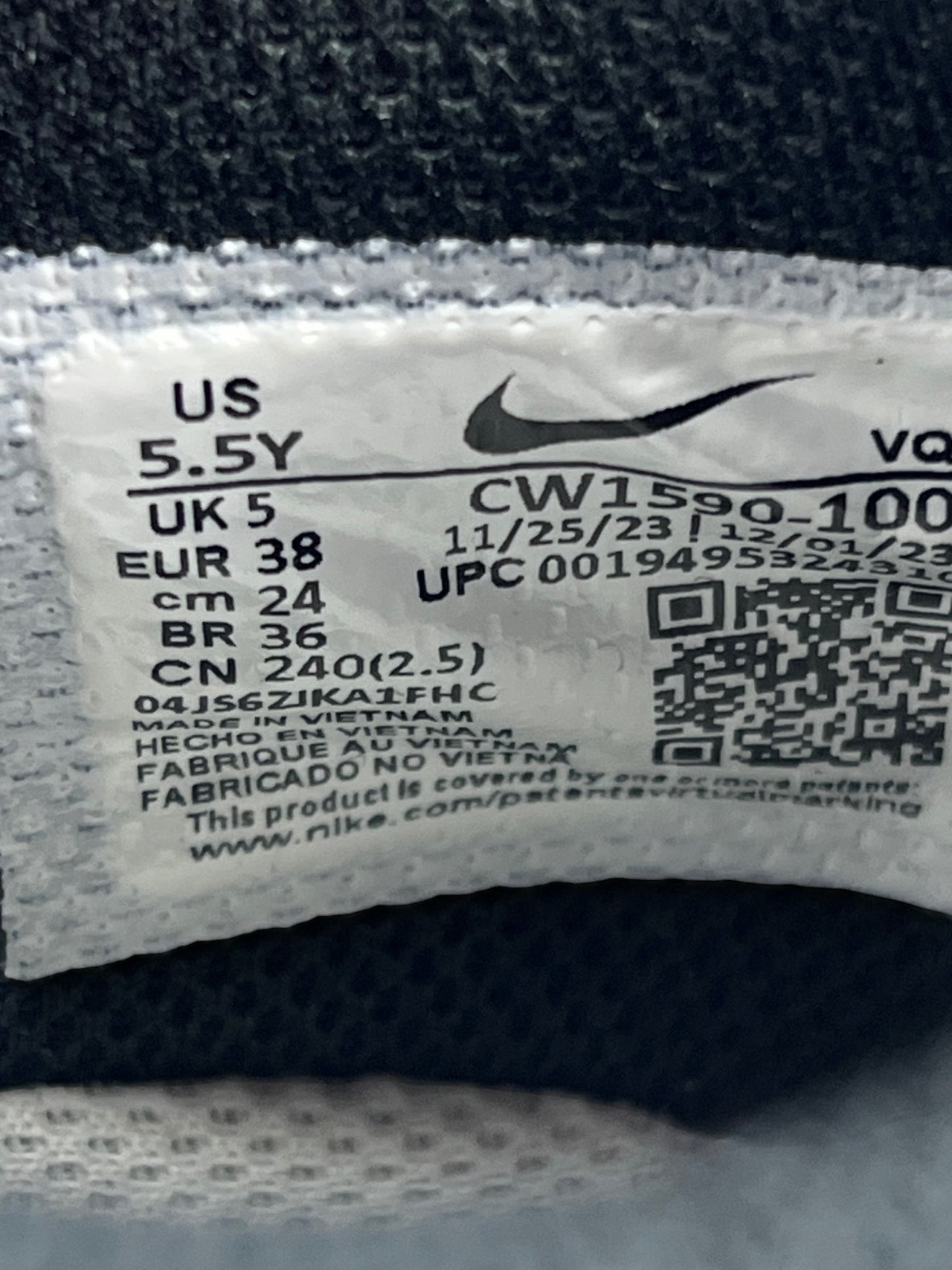 Nike Dunk Low Panda — buty sportowe damskie w bardzo dobrym stanie rozmiar 38, opcjonalne zdjęcie 1