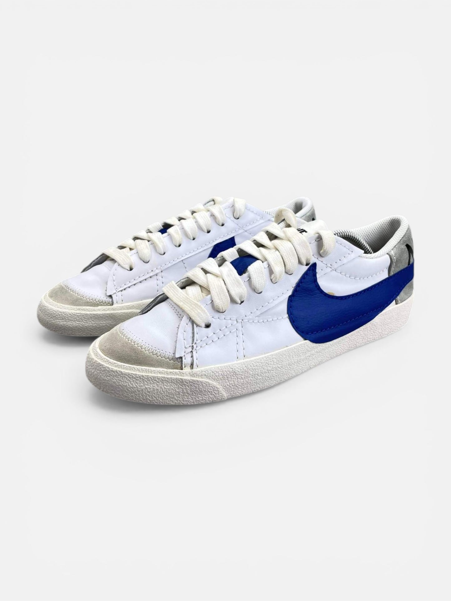 Nike Blazer Low '77 Jumbo White Old Royal - buty sportowe, widok z boku
