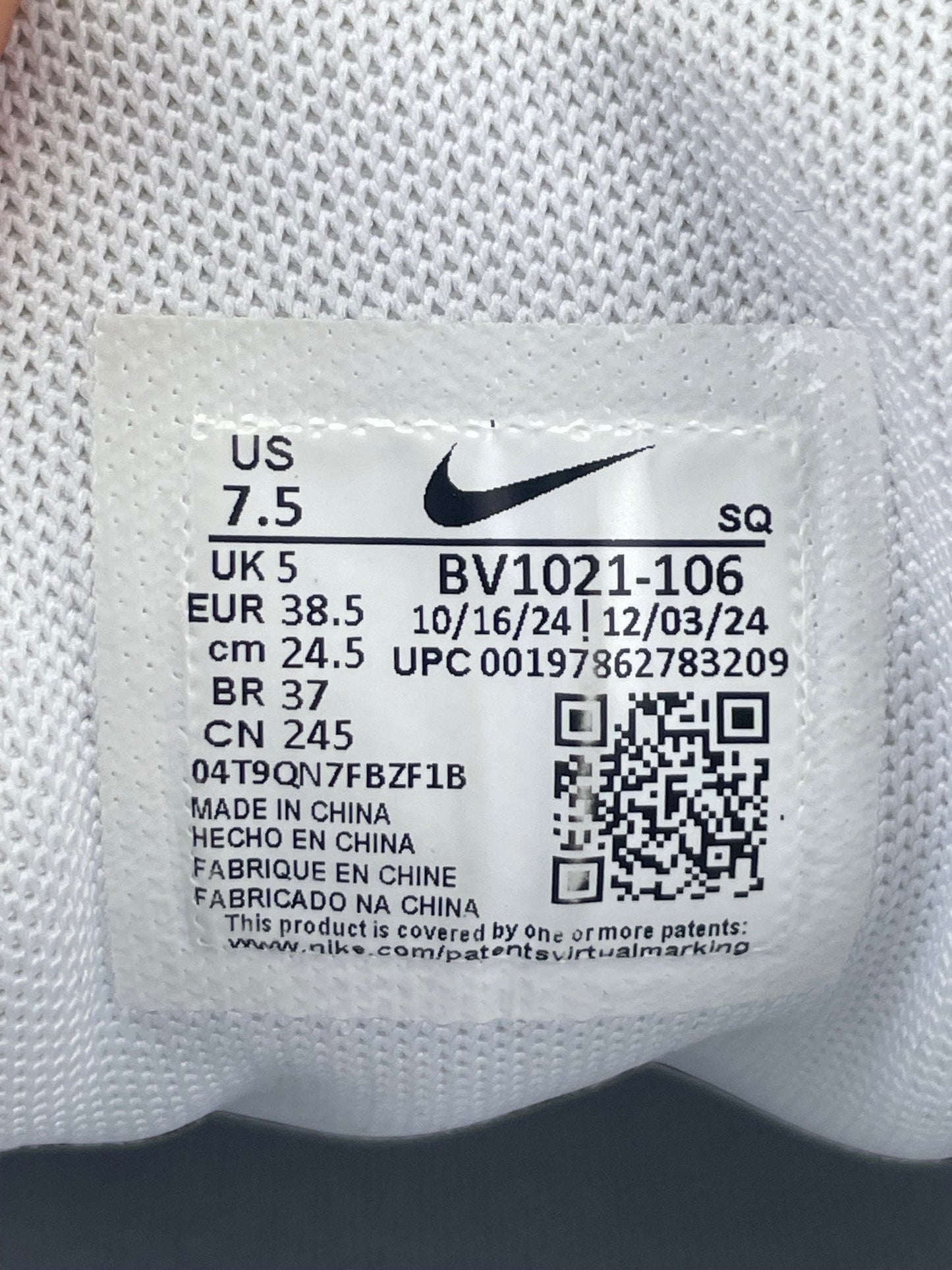 Nike P-6000 — buty sportowe damskie w bardzo dobrym stanie rozmiar 38.5, opcjonalne zdjęcie 2