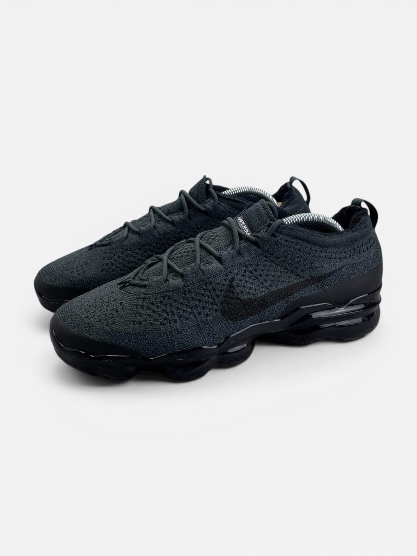Nike Air VaporMax 2023 Flyknit Anthracite Black - buty sportowe, widok z boku