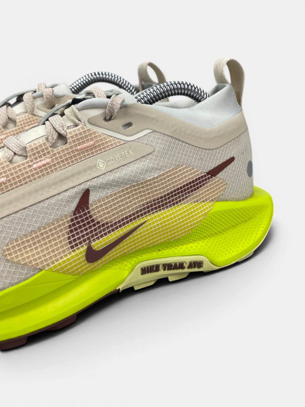 Nike Pegasus Trail 5 GORE-TEX — buty sportowe damskie w bardzo dobrym stanie rozmiar 38, opcjonalne zdjęcie 1