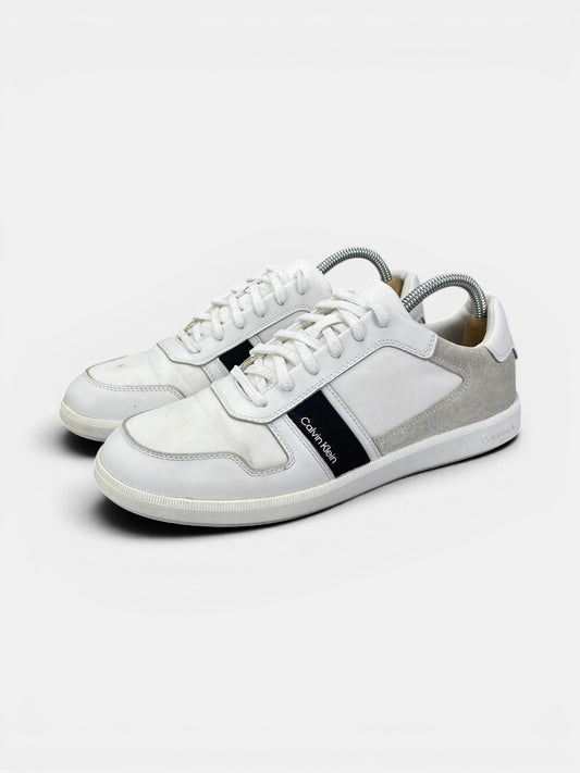 Calvin Klein Sneakers — buty sportowe męskie w bardzo dobrym stanie rozmiar 41, widok z boku