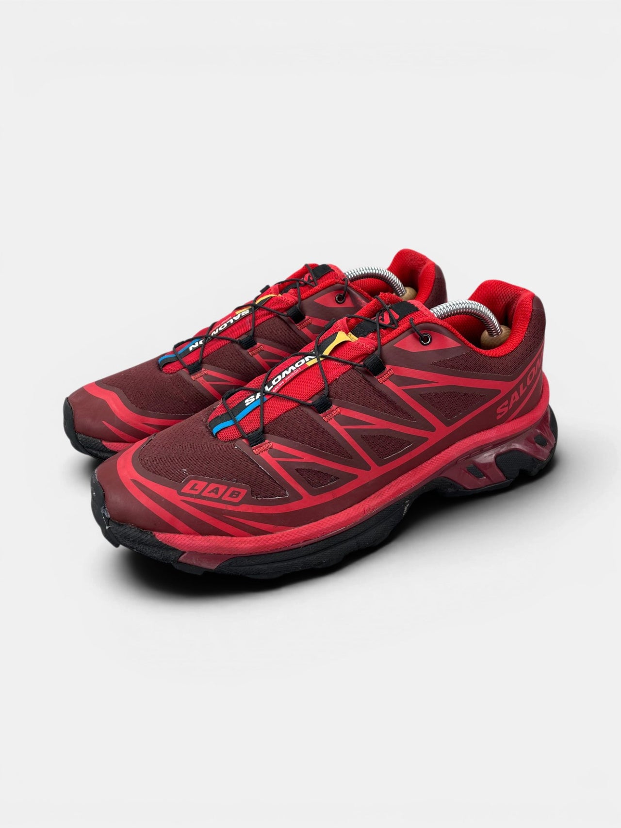 Salomon XT-6 — buty sportowe męskie w bardzo dobrym stanie rozmiar 44, widok z boku