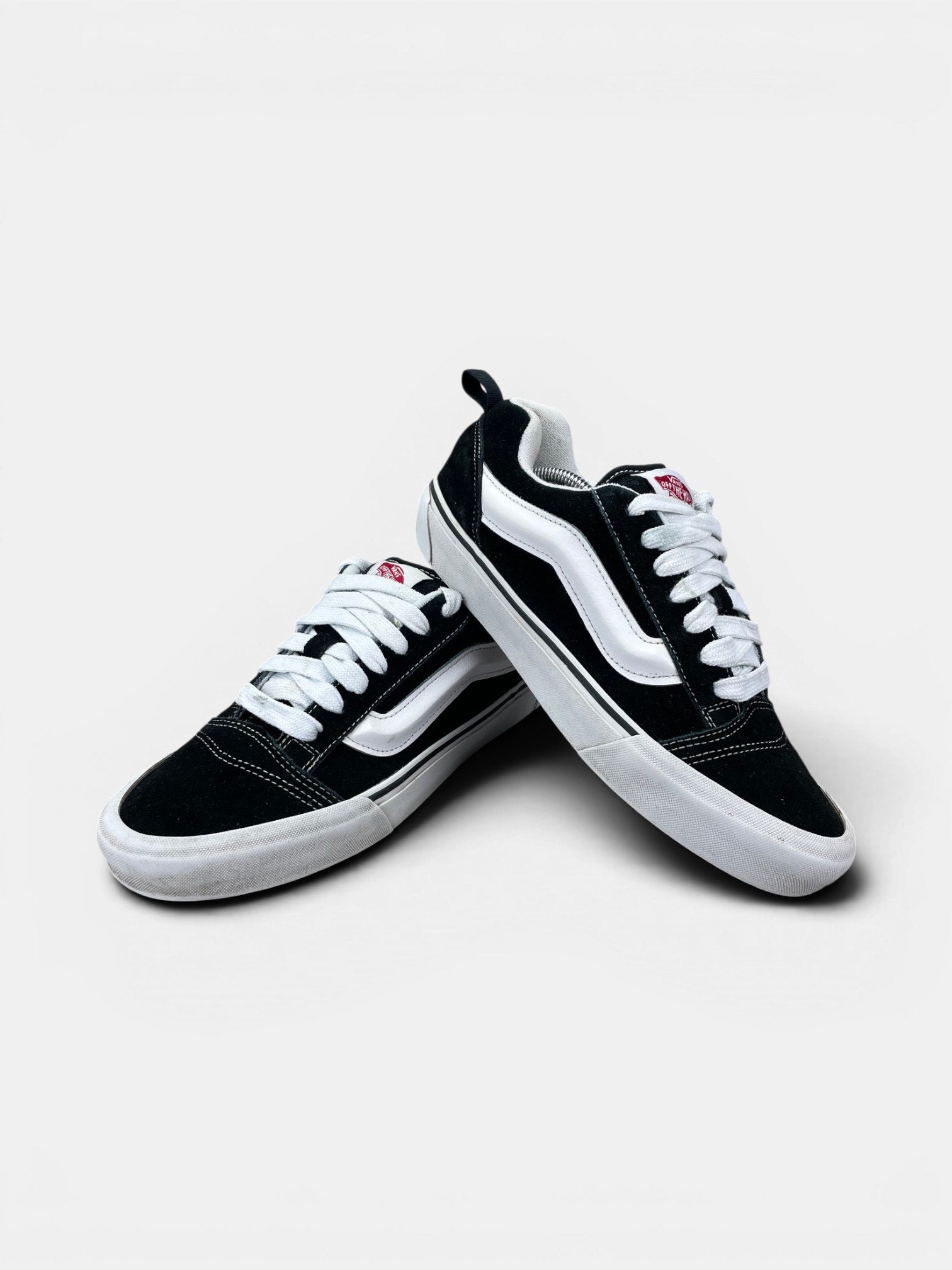 Vans Old Skool — buty sportowe męskie w bardzo dobrym stanie rozmiar 42, boczny profil
