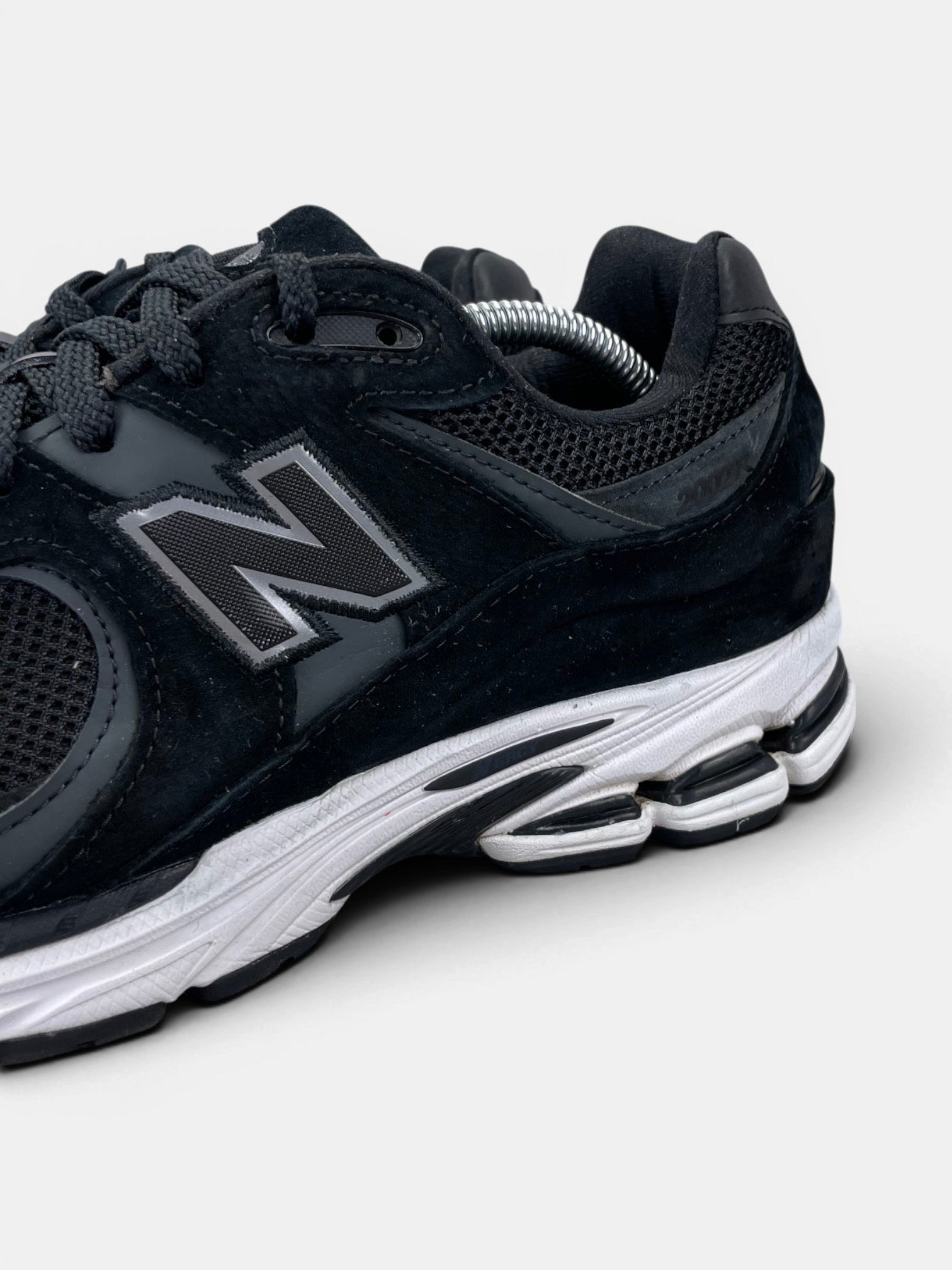 New Balance 2002R — buty sportowe męskie w bardzo dobrym stanie rozmiar 45, opcjonalne zdjęcie 1