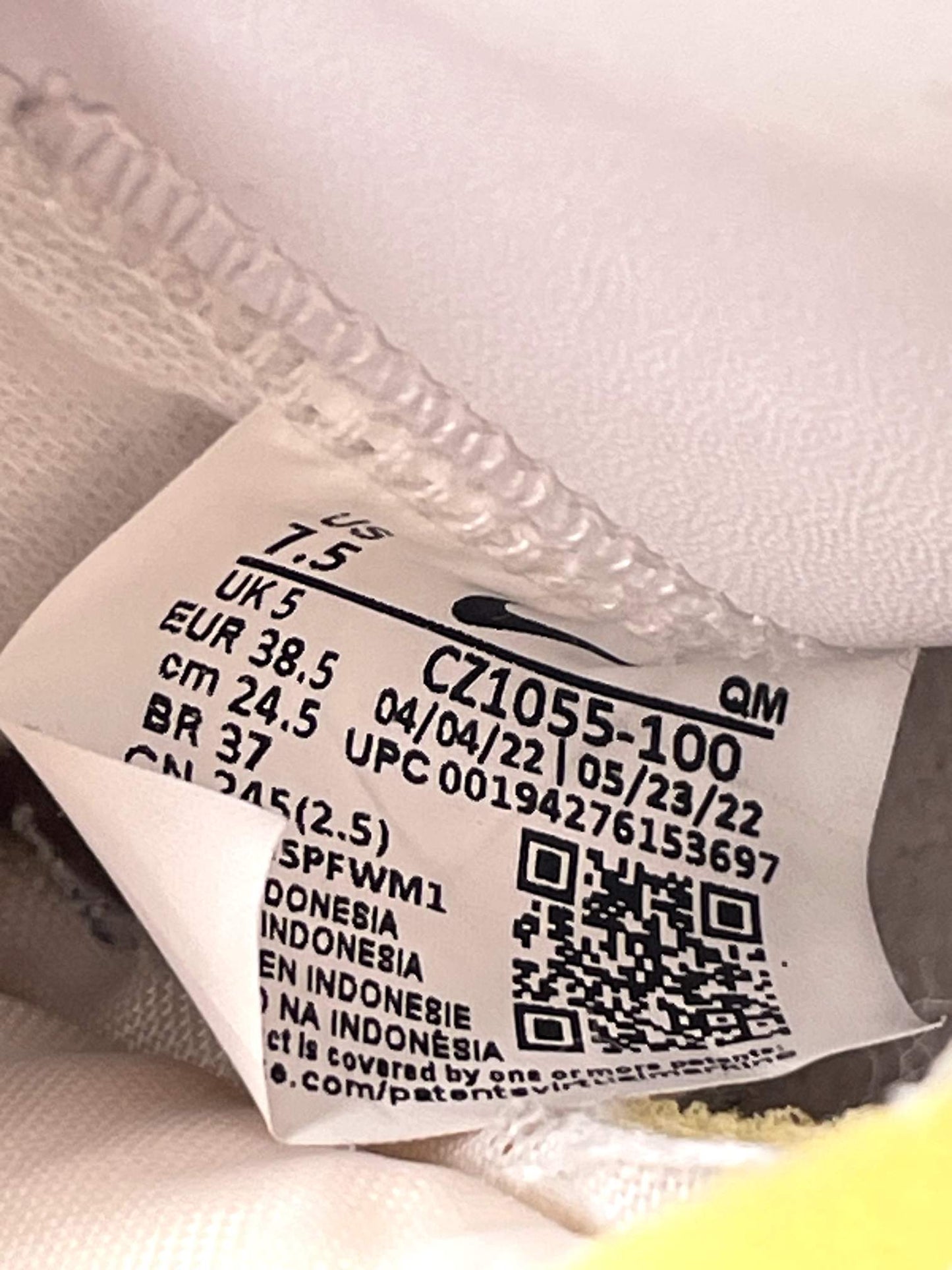 Nike Blazer Mid '77 White Black - buty sportowe, metka