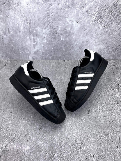 adidas Superstar II JH9977 - buty sportowe, widok z góry na zewnętrzną stronę butów