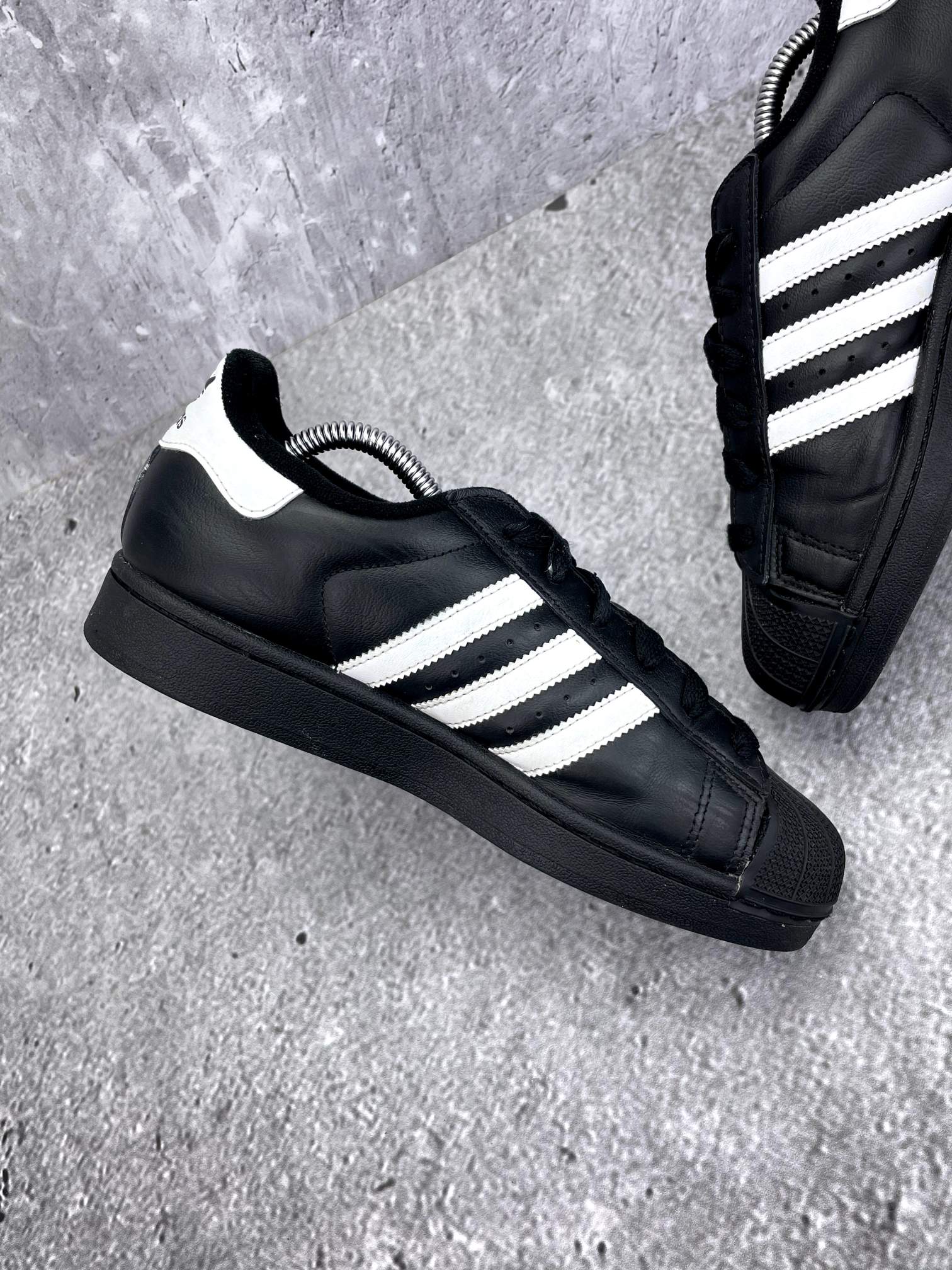 adidas Superstar II JH9977 - buty sportowe, wewnętrzny panel lewego buta