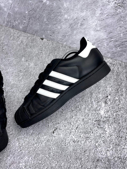 adidas Superstar II JH9977 - buty sportowe, wewnętrzny panel prawego buta