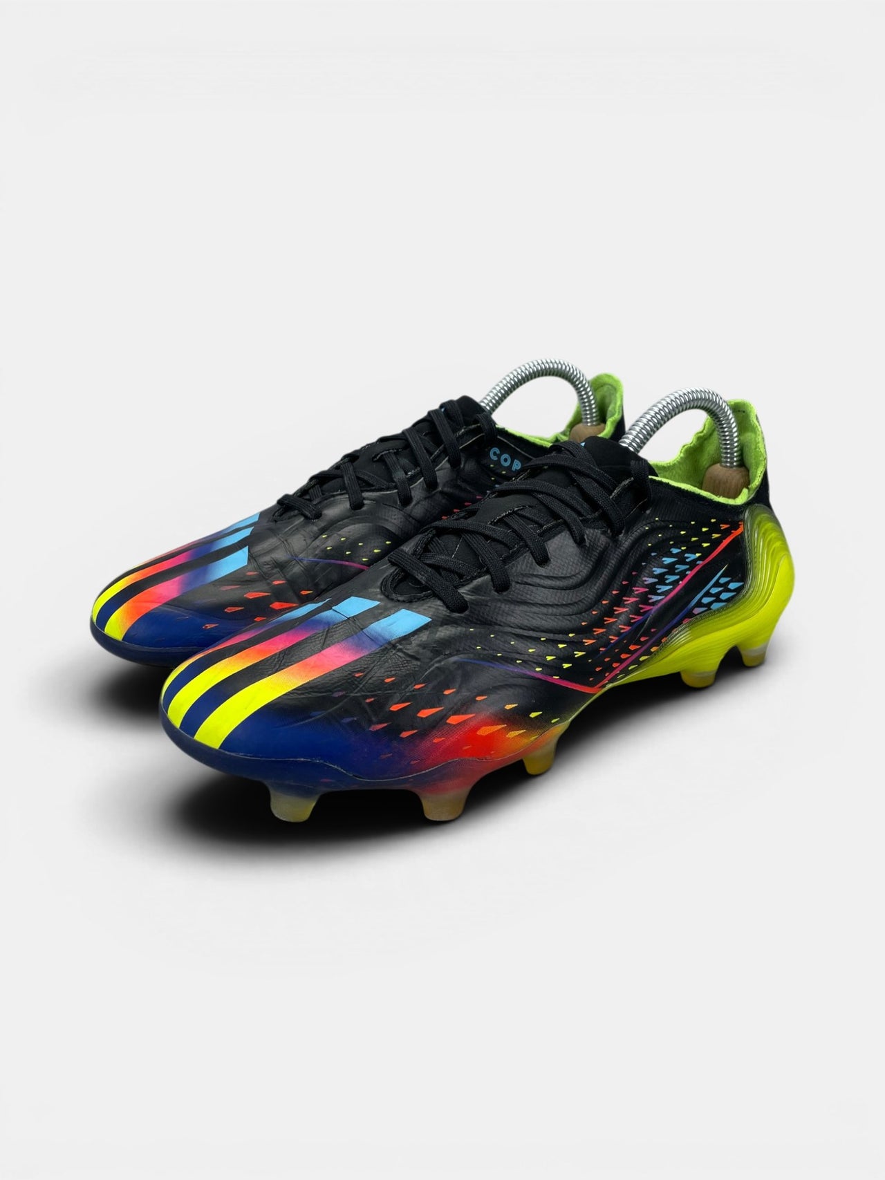 Adidas Copa Sense.1 FG Al Rihla Pack - Black — buty sportowe męskie w bardzo dobrym stanie rozmiar 40 2/3, widok z boku