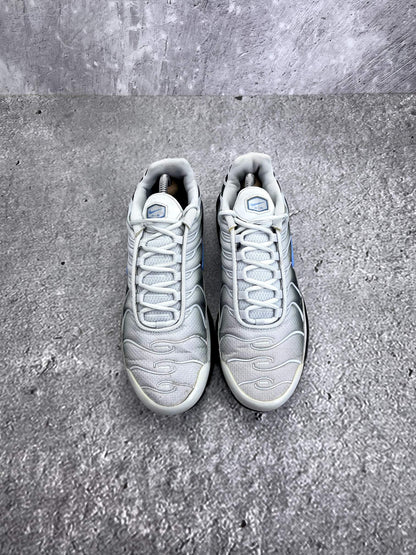 Nike Air Max Plus Pure Platinum University Blue - buty sportowe, widok z góry