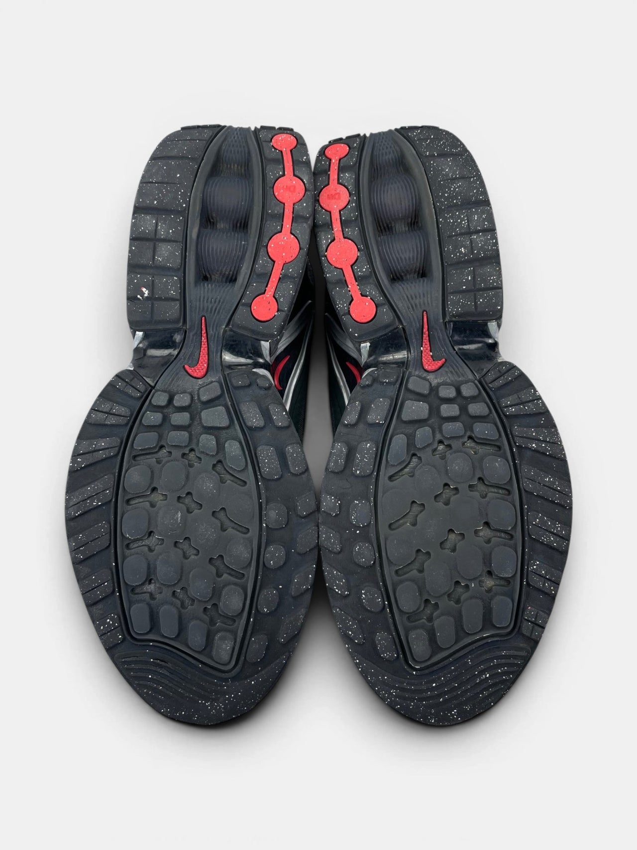 Nike Air Max Dn — buty sportowe męskie w bardzo dobrym stanie rozmiar 45, podeszwa