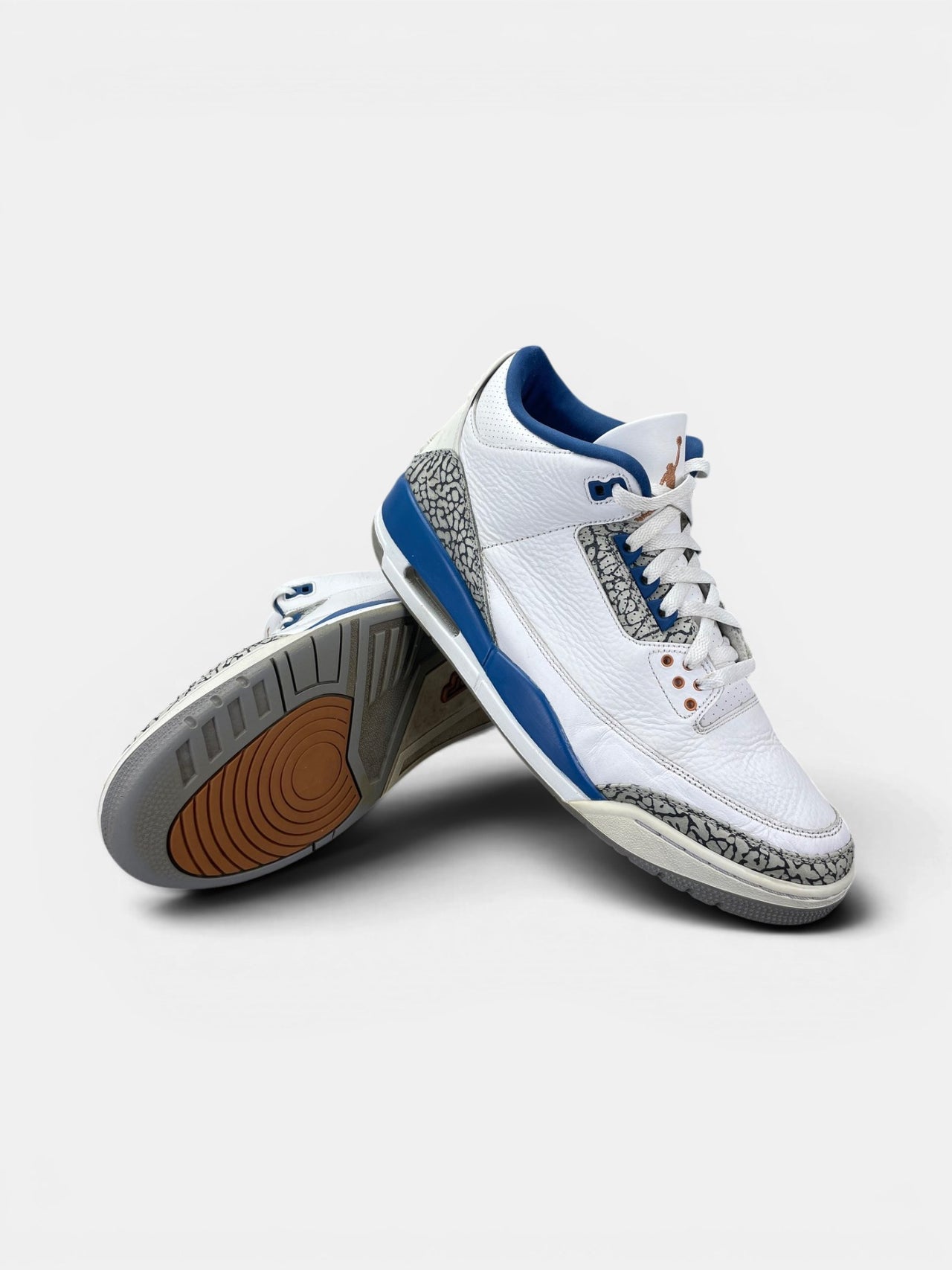 Nike Air Jordan 3 Wizards — buty sportowe męskie w bardzo dobrym stanie rozmiar 46, boczny profil
